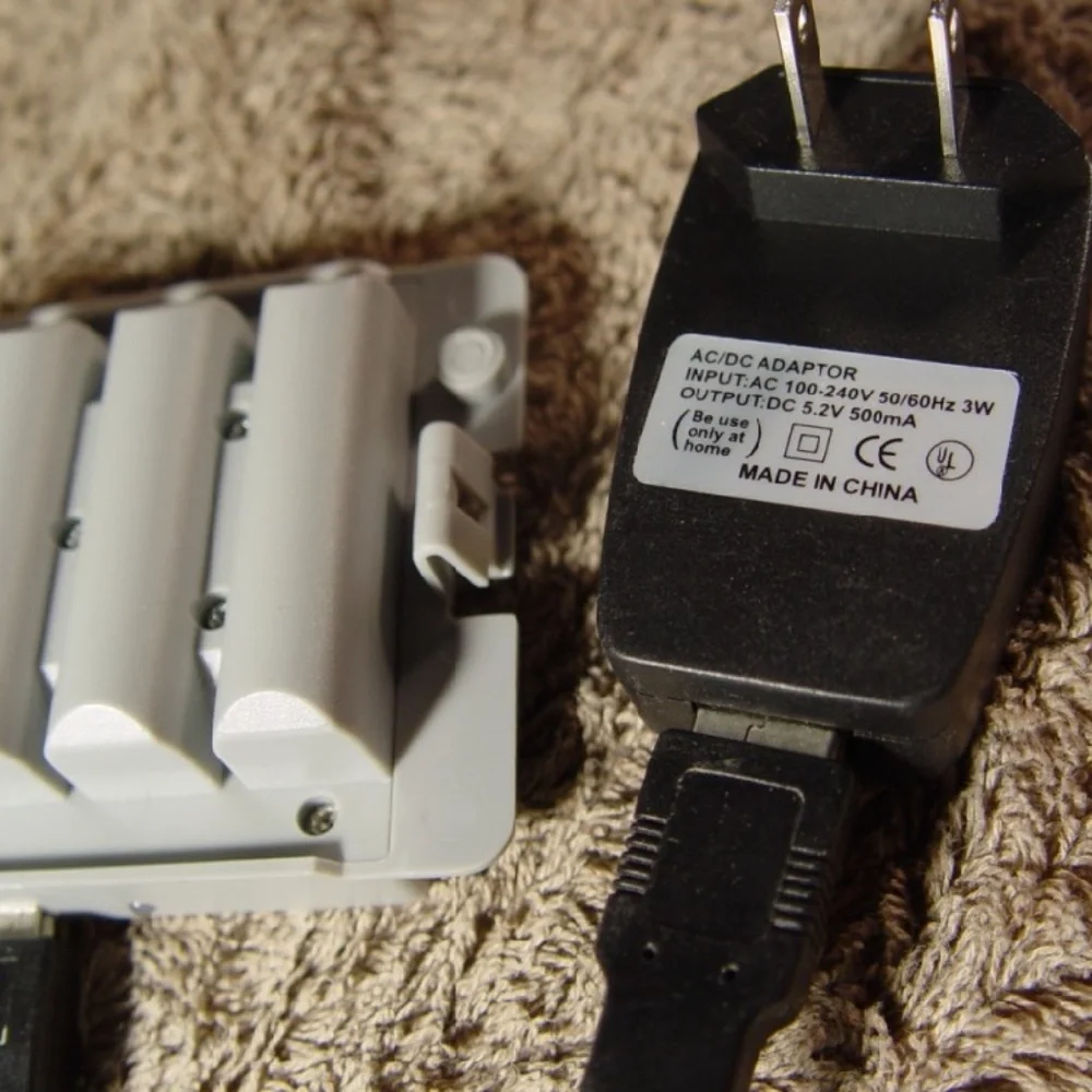 DreamGear Rechargeable Battery Pack for Wii Fit Board w/power supply